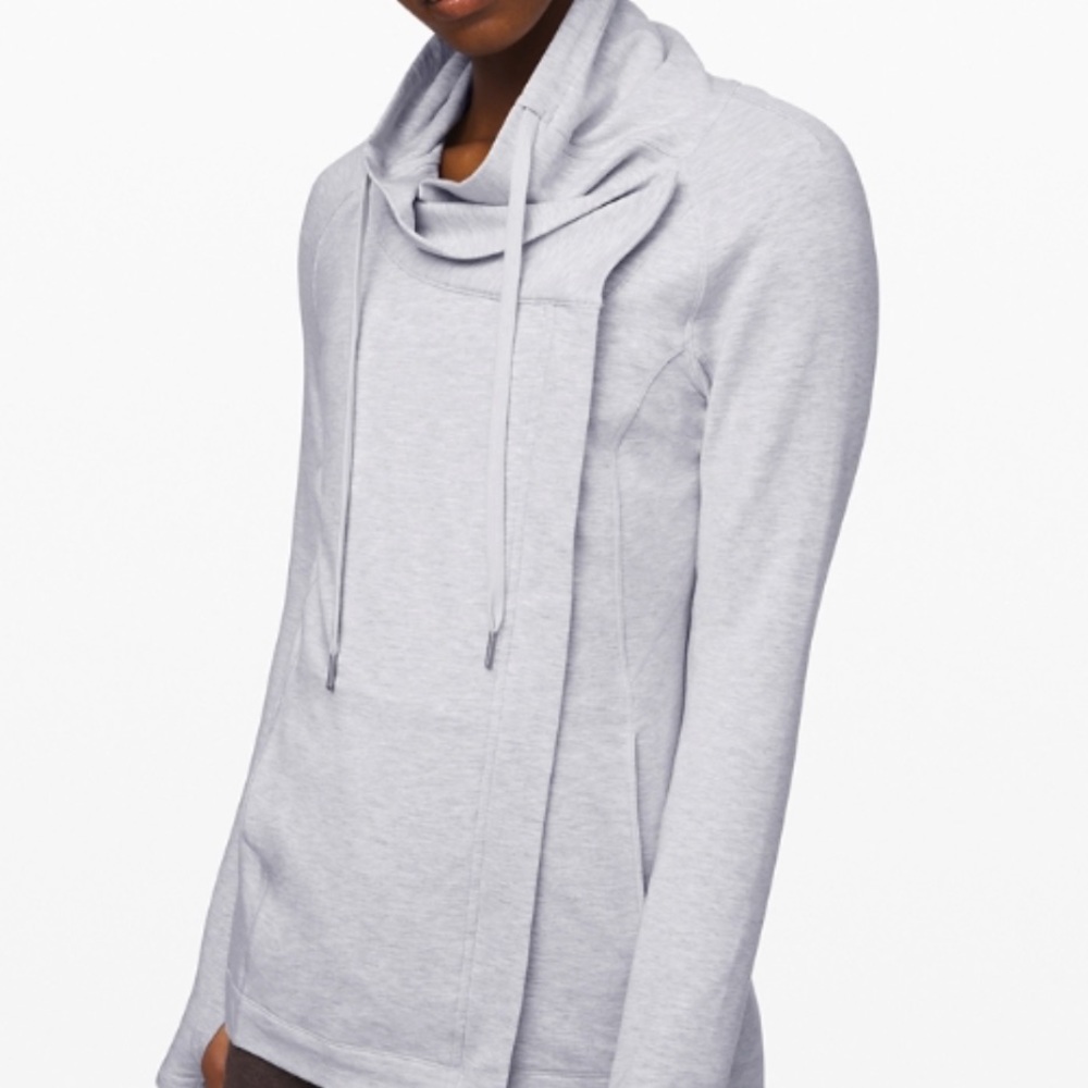 Lululemon easy wrap gray